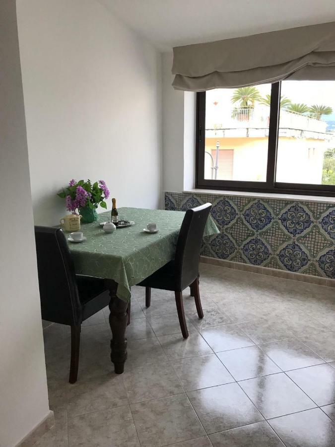 Maison De Charme Iommella Apartment Sant'Agnello Luaran gambar